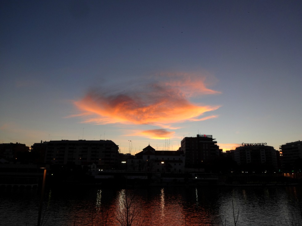 Sunset Río Guadalquivir Seville, Spain