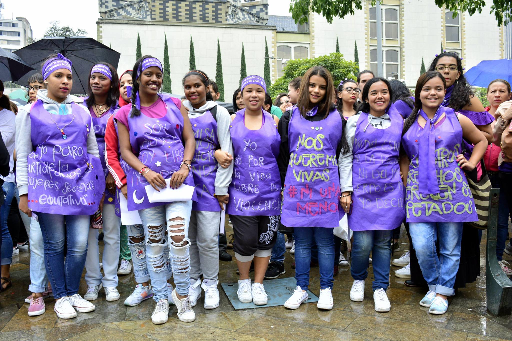 Colombian feminism slogans on aprons