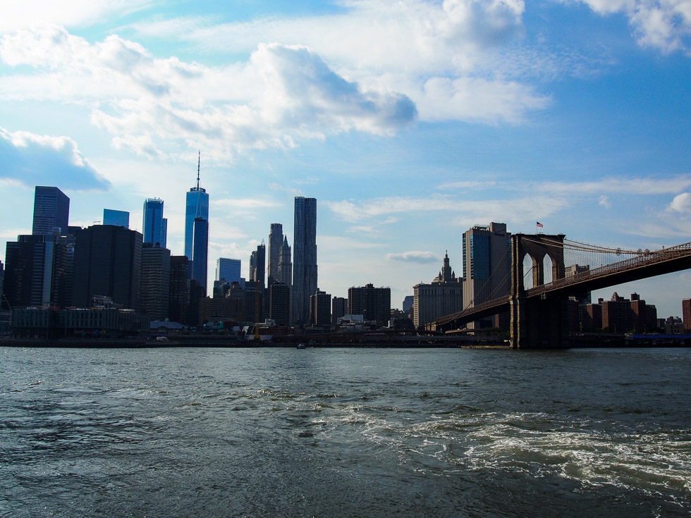 Manhattan skyline seen from Brooklyn Heights, NYC